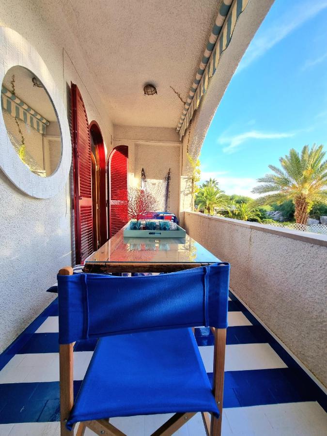 Villa Vista Mare Su Tre Piani Con Giardino à Falerna Extérieur photo