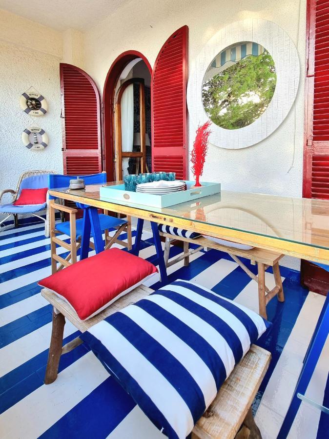 Villa Vista Mare Su Tre Piani Con Giardino à Falerna Extérieur photo