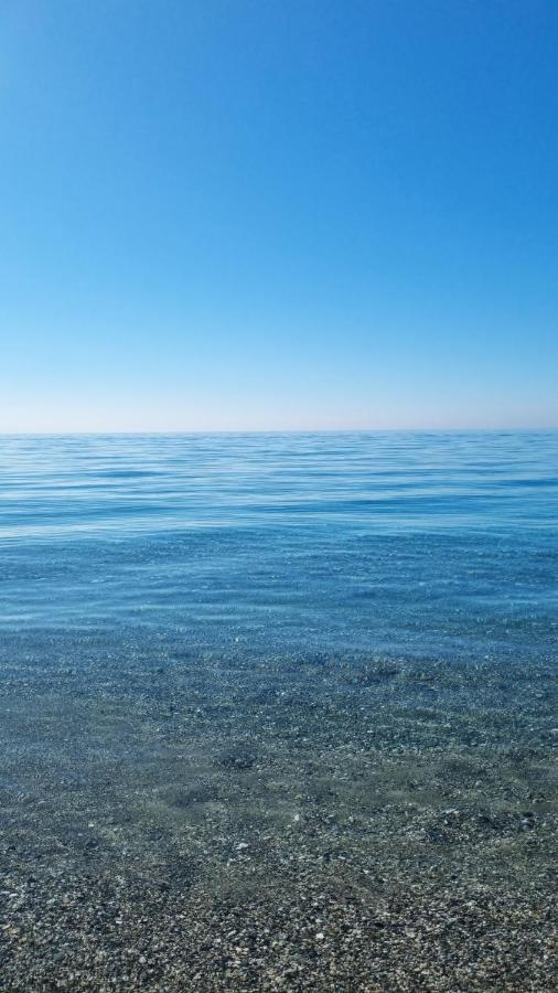 Villa Vista Mare Su Tre Piani Con Giardino à Falerna Extérieur photo
